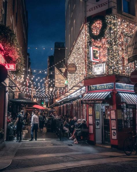 advantage and disadvantage of city center hotels|5 benefits to staying in a centrally located hotel with Insight.